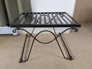 lot 16 image: Metal End Table with Slat Top