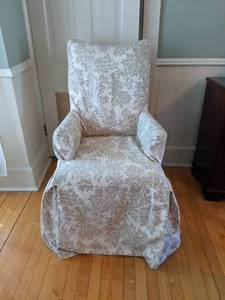 lot 27 image: Armchair with Patterned Slipcover