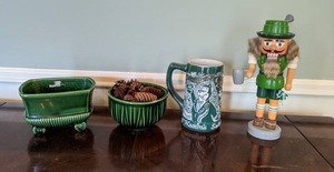 lot 64 image: Vintage Hamms Stein, Nutcracker, Glazed Bowls