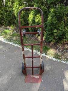 lot 73 image: Dayton Convertible Hand Truck