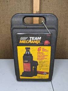 lot 145 image: Six Ton Hydraulic Bottle Jack