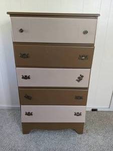 lot 121 image: Five Drawer Wood Dresser