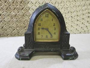 (BSB) Vintage Metal Clock Wound it ...