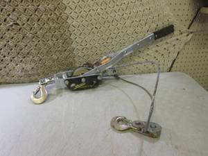 (EW2) 4 Ton Power Puller...