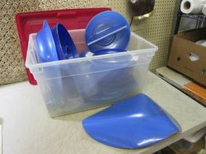 (A-2) Tote Full of Assorted Plastic...