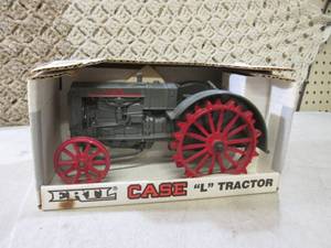 (C-4) Vintage Ertl Case L Tractor...