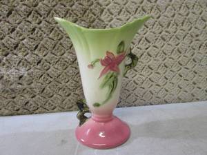 (FS) Vintage Hull Vase No Chips or ...
