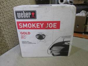 (D-2) Weber Smokey Joe Gold 14 12...