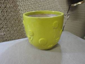 (RM1) Large Clay Planter 12 12 W ...