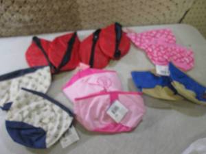 (BSB) Lot of 12 Pet Travel Bowls...