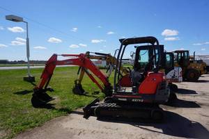 Kubota Model KX71-3 Tracked Mini Excavator