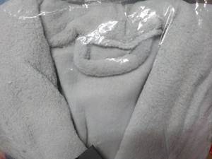 New Bathrobe, Soft Terry, guessing ...