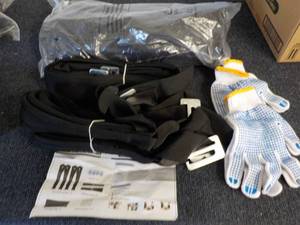 Lot of 2 Moving Strap kits in a Tra...