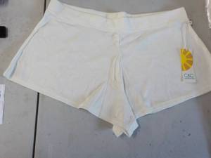 17 pair C and California size M Sho...