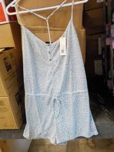 12 - 1 pc size L C&C Outfits Light ...