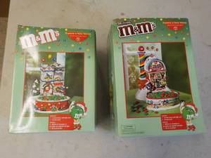 M & M Dept 56...