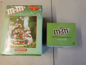 M & M Dept 56...
