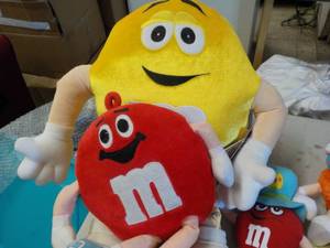 M & M Collectibles in a covered tot...