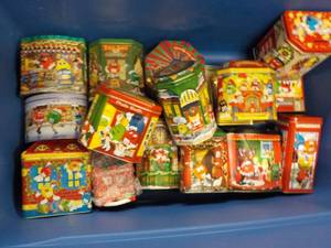 M & M Collectibles in a covered tot...