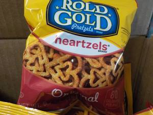 Case of 104 Bags Rold Gold Heartzel...