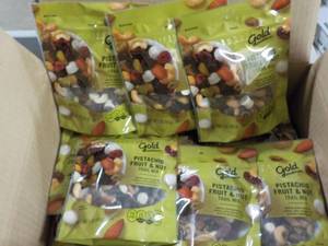 Case of 12 - 5 oz Bags Gold Pistach...