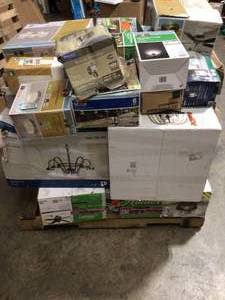 lot 31 image: Pallet with assorted Light and ceiling fans customer returns see pictures