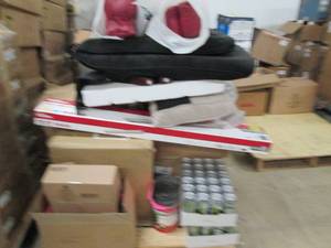 pallet of unclaimed merchandise mi...