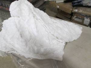 white blanket queen ...