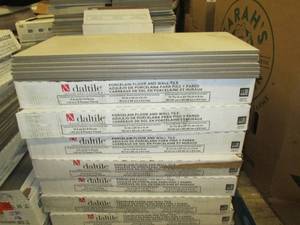 7 cases plus some loose daltile por...