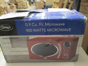 ginnys 0.9 cuft microwave 900 watts...