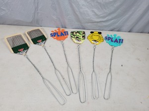 lot 83 image: 6 New Fly Swatters