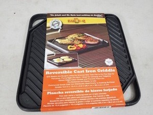 lot 96 image: New Reversible Cast Iron Griddle