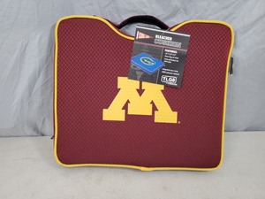 lot 105 image: New Minnesota Gophers Bleacher Cushion