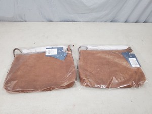 lot 107 image: 2 New Suede Purses