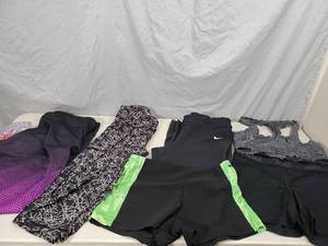 lot 138 image: Womens Activewear