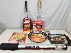 lot 146 image: New BBQ Grilling Items
