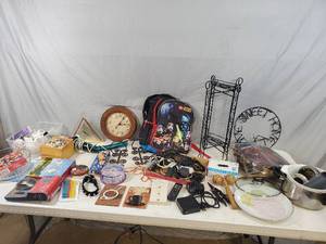 lot 151 image: Small Housewares, Electronics, Home Decor, and More