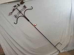 lot 10 image: New Panacea Weathervane with Double Shepherd Hooks