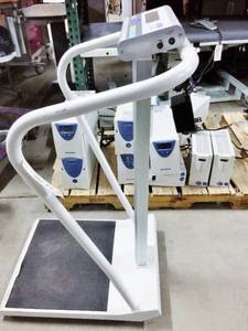 lot 7 image: MSRP $1200 TANITA DIGITAL MEDICAL GRADE PATIENT SCALE WITH HAND RAILS FOR PATIENTS WHO ARE UNSTEADY ON THEIR FEET - GREAT WORKING CONDITION