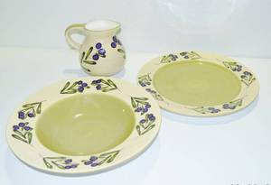 BEAUTIFUL NATURE ORIENTED OLIVE SPRIG PATTERN BY TAG LTD 16 LARGE SERVING PLATTER, 15 LARGE PASTA SERVING BOWL PLATTER &amp LARGE PITCHER - GREAT CONDITION - NO CHIPS, CRACKS OR SCRATCHES