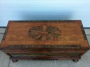 WOW Gorgeous &amp Spectacular Antique Ornate Inlaid Australian Queensland Walnut Wood Cedar Trunk Treasure Chest Handcrafted By Caswell Runyan - Excellent Condition Inside - Exterior On Side &amp Front That Have Sun Exposure - Still An Amazing Piece