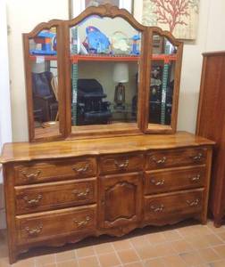 WOW Fantastic High Quality&nbspEthan Allen French Country Bedroom Collection 7 Drawer Triple Dresser, With Cabinet Door That Holds Two More Cubby Drawers &amp Tri-Fold Mirror - Very Iconic Style - One Just Sold Online $1500 plus Shipping Excellent