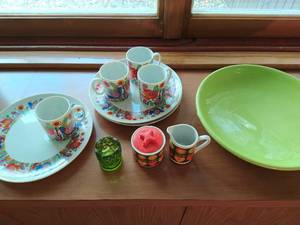 Fiesta Bow And Royal Crown China