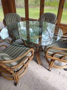 Rattan Patio Table With Four Chairs