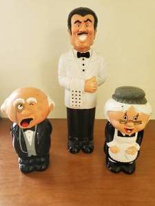 Servant Salt And Pepper Shaker With Grinder