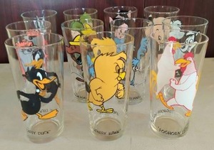 lot 221 image: Collection of Looney Toons Glasses