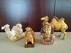 lot 226 image: Egypt motif trinket boxes