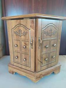 lot 257 image: Hexagon End Table