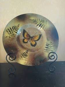 lot 269 image: Decorative platter with stand