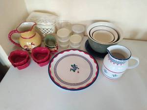 lot 309 image: Misc. Princess House Kitchenware
